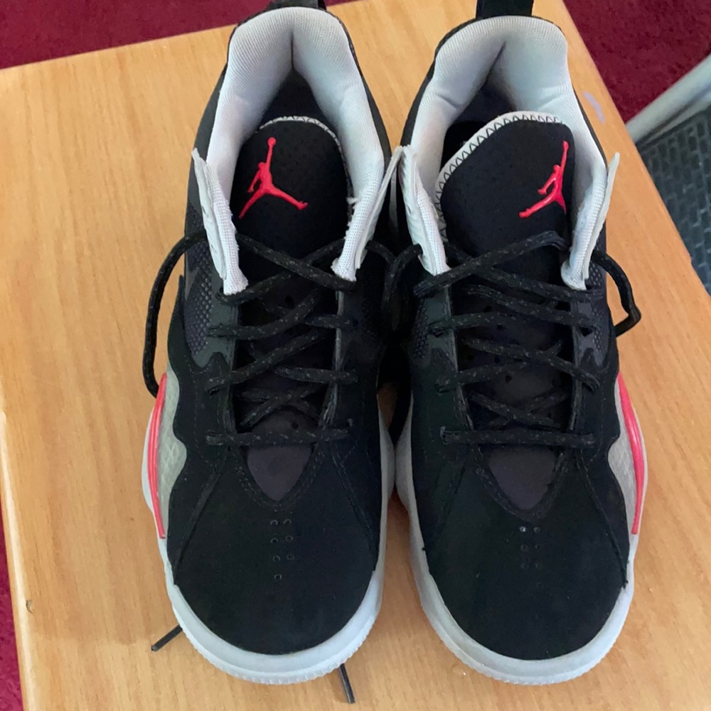 Jordan’s Zoom Air sneakers